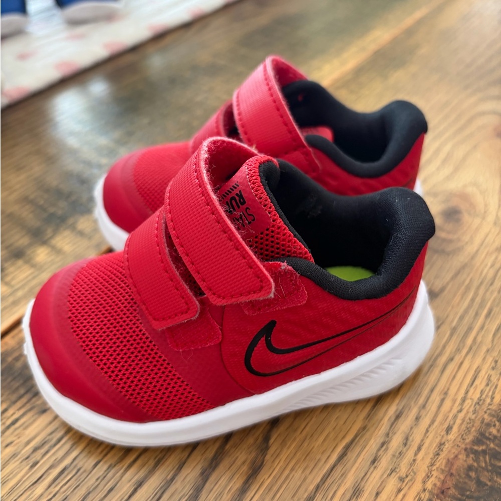 Nike Star Runner Kids Red and Black Sneakers